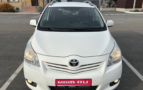 Toyota Verso I, 2012 год, 1 399 000 рублей, 3 фотография