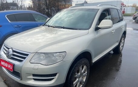 Volkswagen Touareg III, 2009 год, 950 000 рублей, 1 фотография