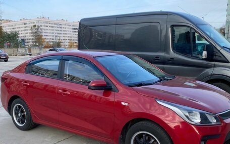 KIA Rio IV, 2018 год, 1 600 000 рублей, 4 фотография