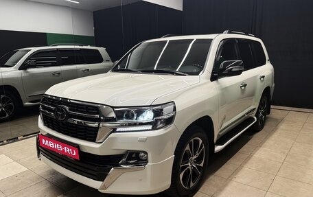 Toyota Land Cruiser 200, 2020 год, 9 500 000 рублей, 4 фотография