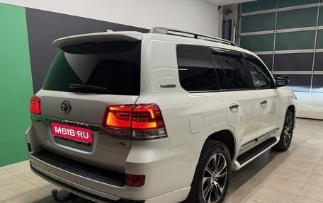 Toyota Land Cruiser 200, 2020 год, 9 500 000 рублей, 8 фотография