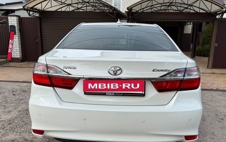 Toyota Camry, 2016 год, 2 300 000 рублей, 2 фотография