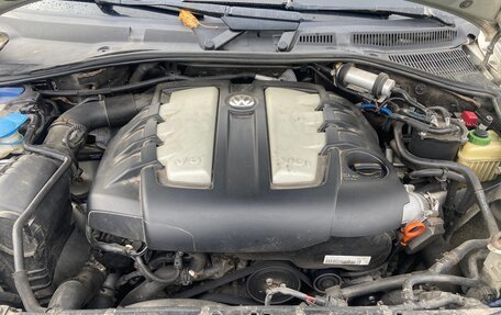 Volkswagen Touareg III, 2009 год, 950 000 рублей, 11 фотография