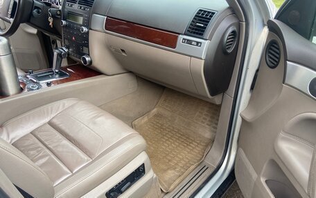 Volkswagen Touareg III, 2009 год, 950 000 рублей, 12 фотография