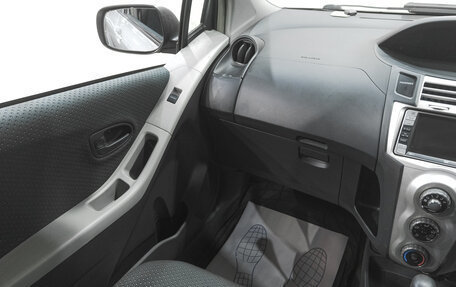 Toyota Vitz, 2005 год, 469 000 рублей, 10 фотография