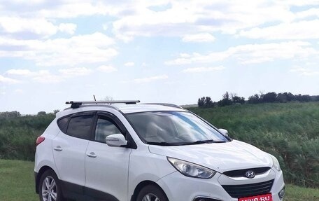 Hyundai ix35 I рестайлинг, 2012 год, 1 000 000 рублей, 1 фотография