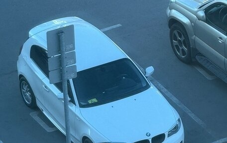 BMW 1 серия, 2011 год, 1 350 000 рублей, 3 фотография