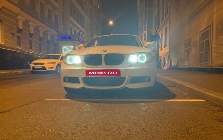 BMW 1 серия, 2011 год, 1 350 000 рублей, 15 фотография