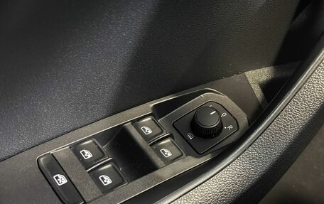 Skoda Karoq I, 2021 год, 2 397 000 рублей, 10 фотография