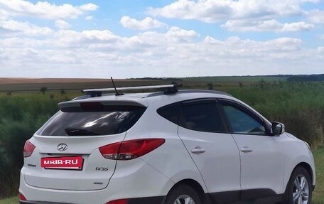 Hyundai ix35 I рестайлинг, 2012 год, 1 000 000 рублей, 2 фотография