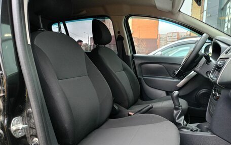 Renault Sandero II рестайлинг, 2017 год, 1 076 000 рублей, 13 фотография