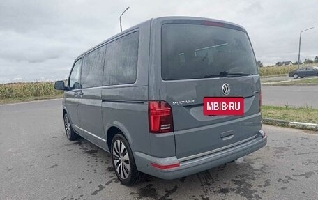 Volkswagen Multivan T6 рестайлинг, 2020 год, 5 349 999 рублей, 3 фотография