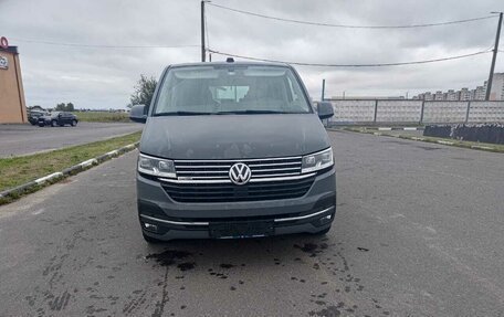 Volkswagen Multivan T6 рестайлинг, 2020 год, 5 349 999 рублей, 7 фотография