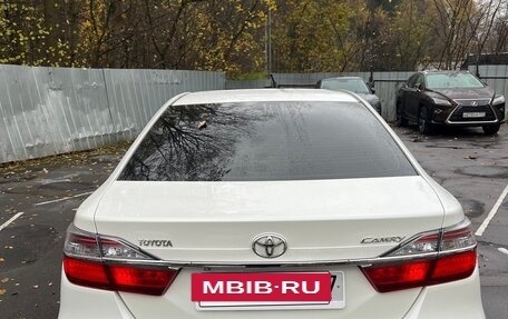 Toyota Camry, 2015 год, 2 200 000 рублей, 4 фотография