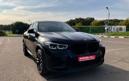 BMW X6 M, 2020 год, 8 900 000 рублей, 1 фотография