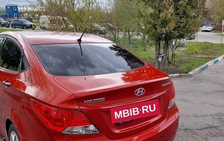 Hyundai Solaris II рестайлинг, 2011 год, 860 000 рублей, 4 фотография