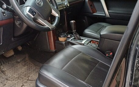 Toyota Land Cruiser Prado 150 рестайлинг 2, 2015 год, 3 600 000 рублей, 6 фотография