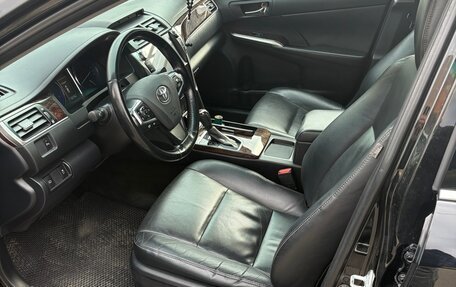 Toyota Camry, 2018 год, 2 400 000 рублей, 15 фотография
