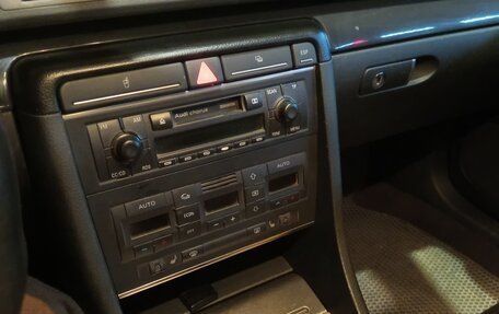 Audi A4, 2003 год, 600 000 рублей, 2 фотография