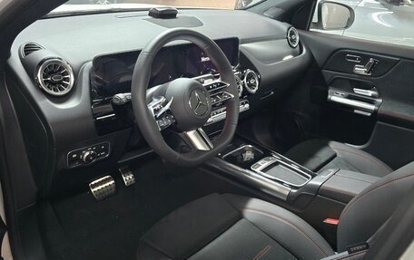 Mercedes-Benz GLA, 2024 год, 7 890 000 рублей, 4 фотография