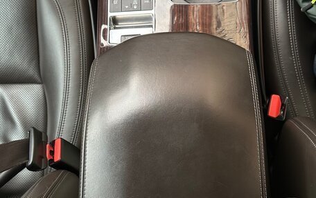 Land Rover Range Rover IV рестайлинг, 2015 год, 5 000 000 рублей, 9 фотография