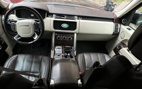 Land Rover Range Rover IV рестайлинг, 2015 год, 5 000 000 рублей, 11 фотография