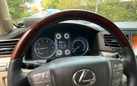 Lexus LX III, 2011 год, 1 800 000 рублей, 3 фотография