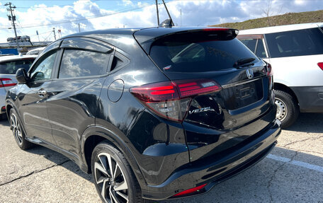 Honda Vezel, 2018 год, 1 580 000 рублей, 6 фотография