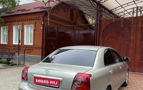 Toyota Avensis III рестайлинг, 2008 год, 750 000 рублей, 4 фотография