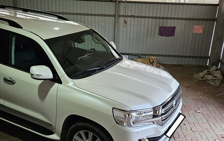 Toyota Land Cruiser 200, 2016 год, 5 400 000 рублей, 2 фотография