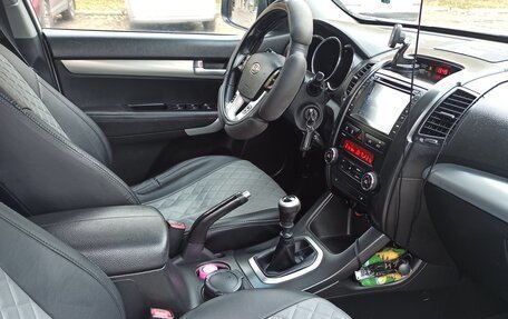 KIA Sorento II рестайлинг, 2012 год, 1 200 000 рублей, 19 фотография