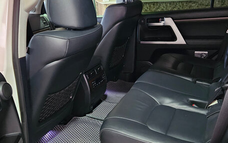 Toyota Land Cruiser 200, 2016 год, 5 400 000 рублей, 10 фотография