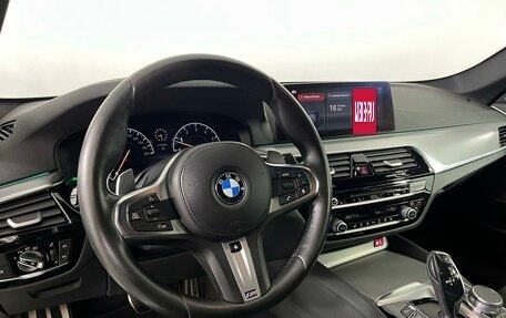 BMW 5 серия, 2019 год, 3 579 000 рублей, 12 фотография