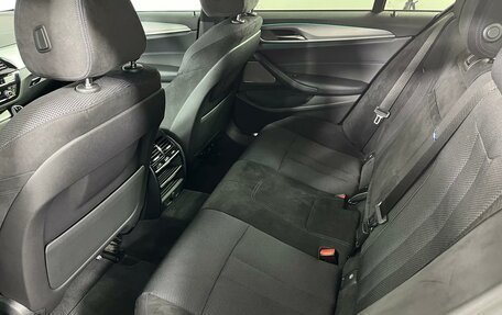 BMW 5 серия, 2019 год, 3 579 000 рублей, 21 фотография