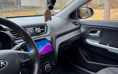 KIA Rio III рестайлинг, 2014 год, 800 000 рублей, 11 фотография