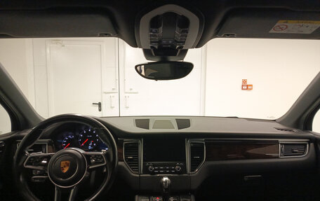 Porsche Macan I рестайлинг, 2016 год, 3 210 000 рублей, 13 фотография