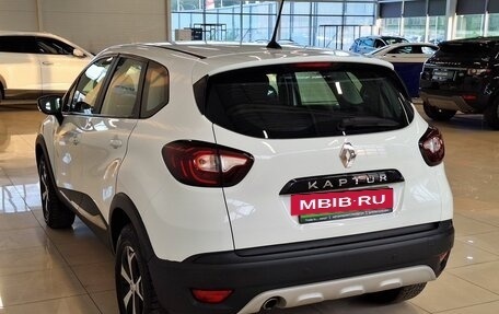 Renault Kaptur I рестайлинг, 2021 год, 1 300 000 рублей, 6 фотография