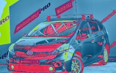 Toyota Prius Alpha I (ZVW40/41), 2014 год, 1 450 000 рублей, 1 фотография
