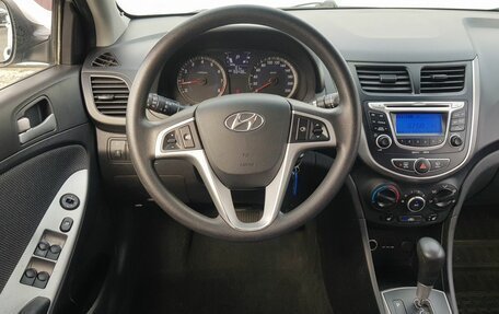 Hyundai Solaris II рестайлинг, 2011 год, 999 000 рублей, 5 фотография