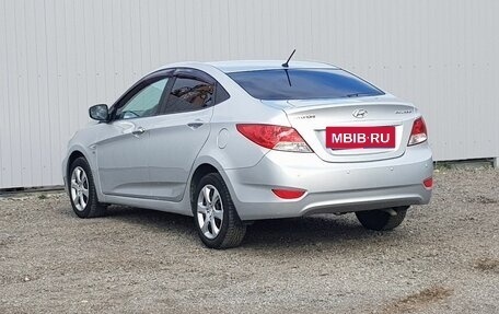 Hyundai Solaris II рестайлинг, 2011 год, 999 000 рублей, 2 фотография