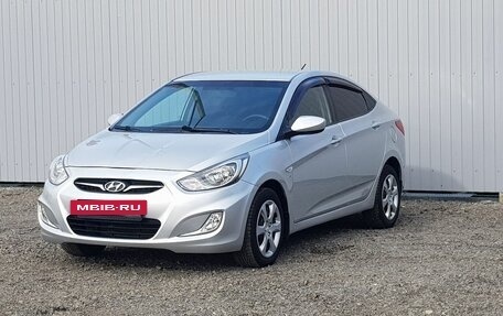 Hyundai Solaris II рестайлинг, 2011 год, 999 000 рублей, 3 фотография