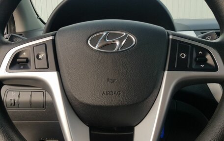 Hyundai Solaris II рестайлинг, 2011 год, 999 000 рублей, 10 фотография