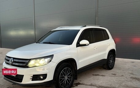 Volkswagen Tiguan I, 2016 год, 2 100 000 рублей, 3 фотография