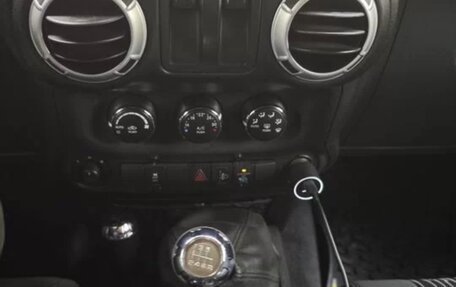 Jeep Wrangler, 2012 год, 2 500 000 рублей, 16 фотография