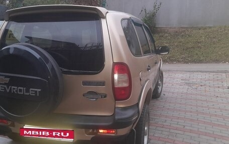 Chevrolet Niva I рестайлинг, 2004 год, 355 000 рублей, 3 фотография