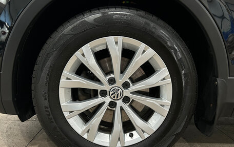 Volkswagen Tiguan II, 2017 год, 1 899 000 рублей, 11 фотография