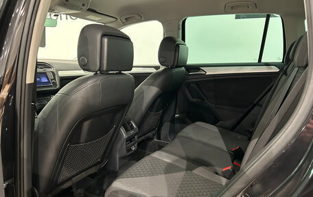 Volkswagen Tiguan II, 2017 год, 1 899 000 рублей, 13 фотография