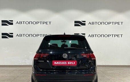 Volkswagen Tiguan II, 2017 год, 1 899 000 рублей, 6 фотография