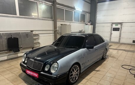 Mercedes-Benz E-Класс, 1996 год, 240 000 рублей, 1 фотография