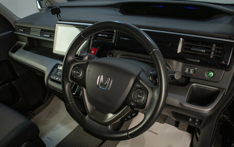 Honda Stepwgn IV, 2016 год, 2 069 000 рублей, 8 фотография